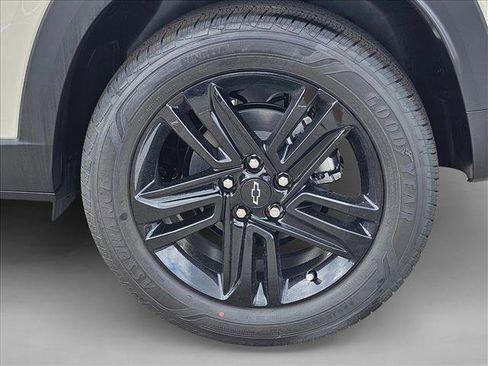 New 2026 Chevrolet Trax ACTIV w/ Driver Confidence Package FWD image 10