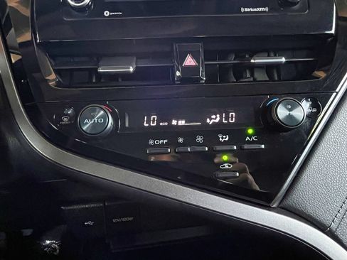 Used 2023 Toyota Camry SE FWD image 31