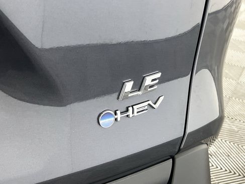 Used 2025 Toyota RAV4 LE image 27