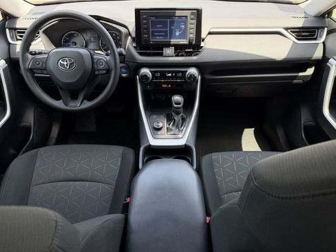 Used 2021 Toyota RAV4 XLE w/ Convenience Package AWD/4WD image 11