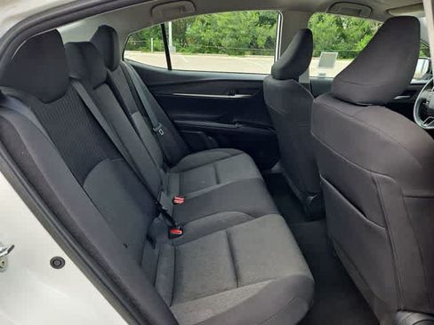 Used 2025 Toyota Camry LE FWD image 17