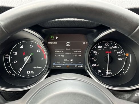 Used 2023 Alfa Romeo Stelvio Ti AWD/4WD image 15