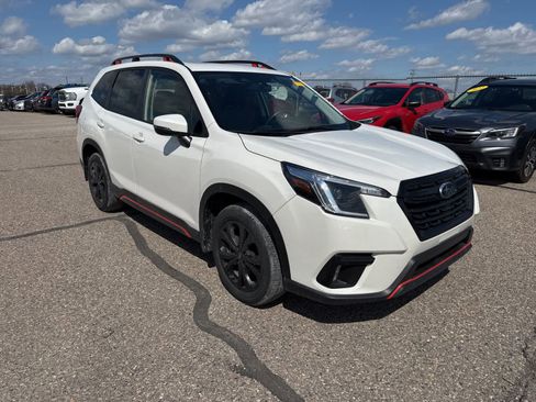 Used 2023 Subaru Forester Sport image 4