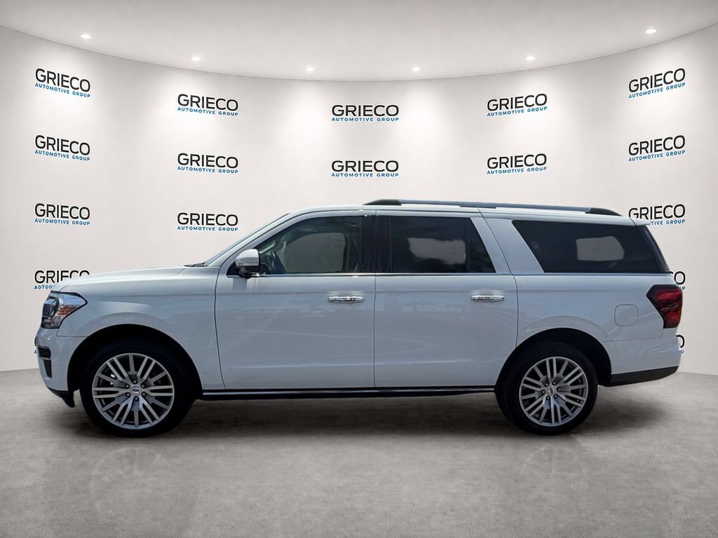 Used 2023 Ford Expedition Max Limited AWD/4WD image 3