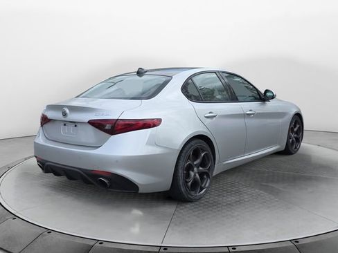Used 2019 Alfa Romeo Giulia Ti Sport w/ Quick Order Package 22U Sport image 5
