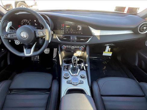 New 2025 Alfa Romeo Giulia w/ Driving Assist Package image 5