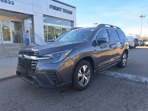 Certified 2024 Subaru Ascent Premium w/ Convenience Package image 2