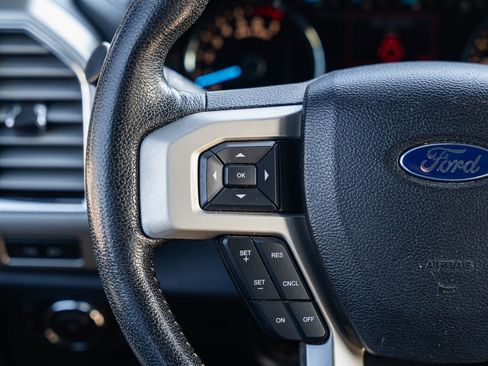 Used 2016 Ford F150 Lariat image 25