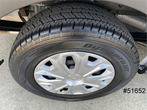 Used 2019 Ford Transit 150 XLT image 27