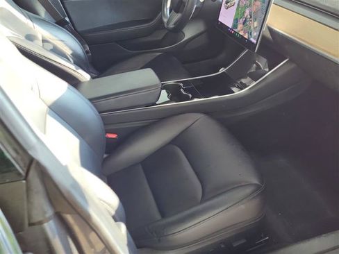 Used 2018 Tesla Model 3 Long Range AWD/4WD image 8