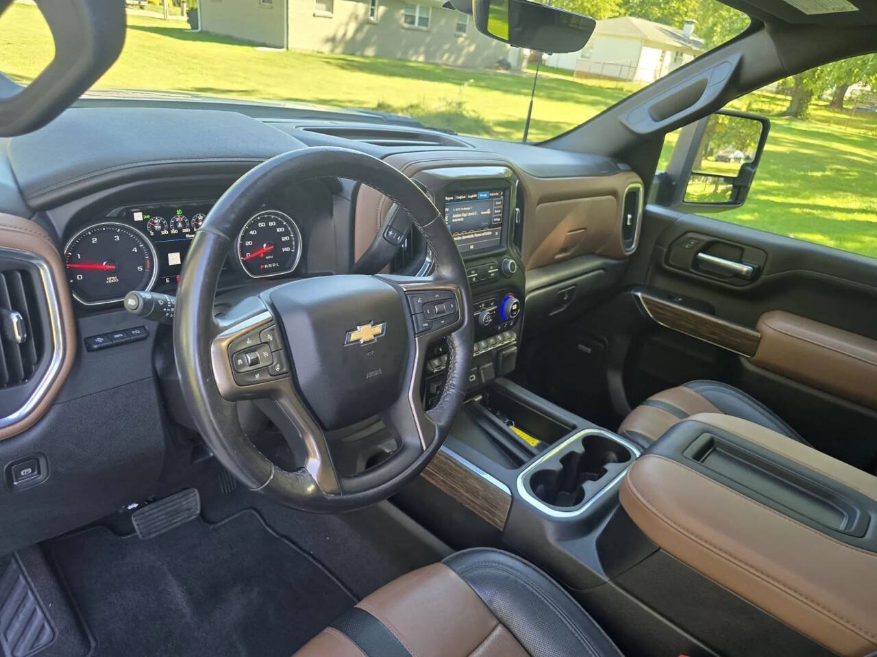 Used 2022 Chevrolet Silverado 3500 High Country w/ Z71 Off-Road Package AWD/4WD image 7
