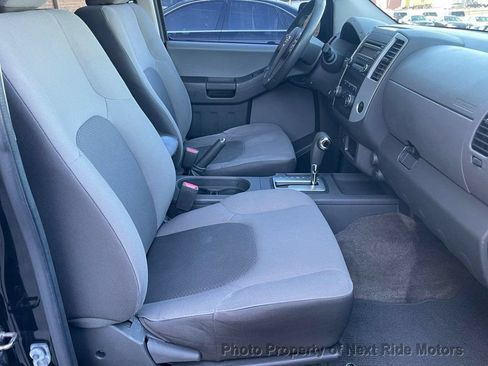 Used 2015 Nissan Xterra X RWD image 10