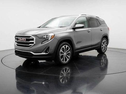 Used 2019 GMC Terrain SLT w/ Preferred Package FWD image 3