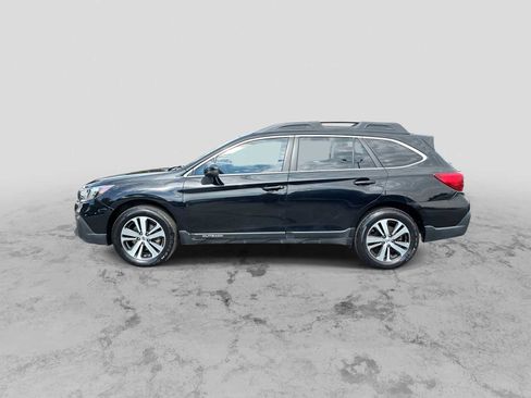 Used 2019 Subaru Outback 2.5i Limited AWD/4WD image 6
