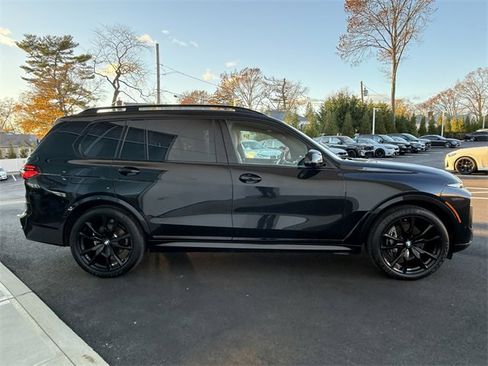 Certified 2023 BMW X7 xDrive40i w/ M Sport Package image 4