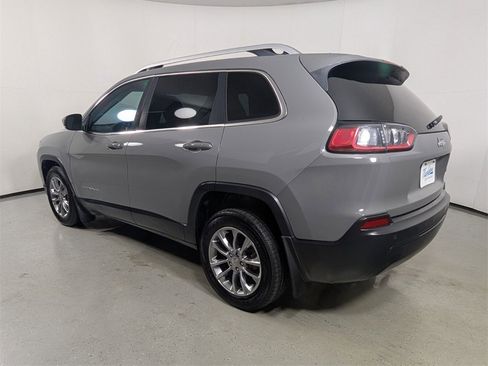 Used 2020 Jeep Cherokee Latitude Plus image 5