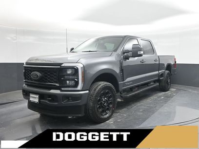 New 2026 Ford F250 Lariat w/ Black Appearance Package