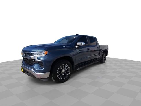Used 2024 Chevrolet Silverado 1500 LT AWD/4WD image 4