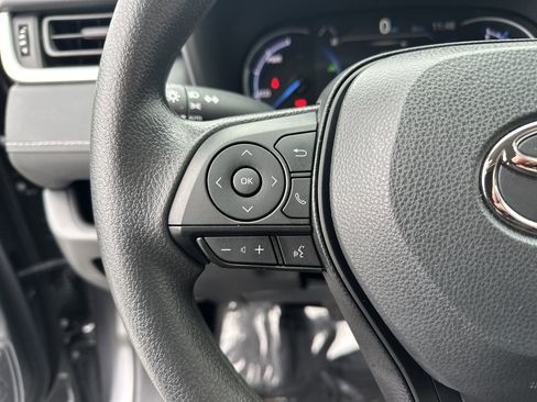 Certified 2024 Toyota RAV4 XLE image 19