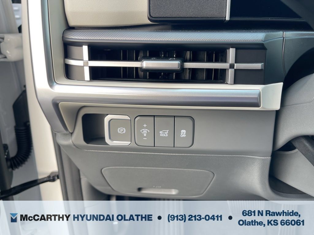 Used 2026 Hyundai Santa Fe SEL AWD/4WD image 23
