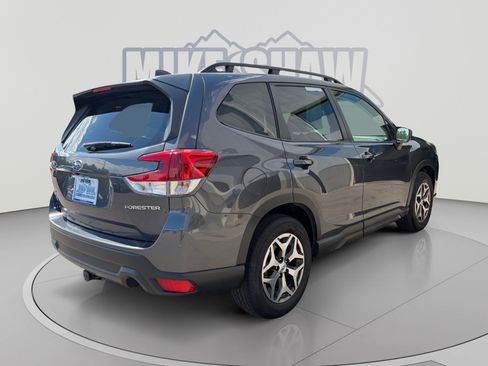 Used 2023 Subaru Forester Premium AWD/4WD image 5