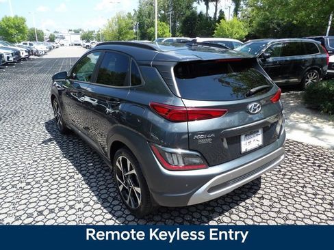 Certified 2022 Hyundai Kona Limited w/ Winter Weather Package FWD image 9