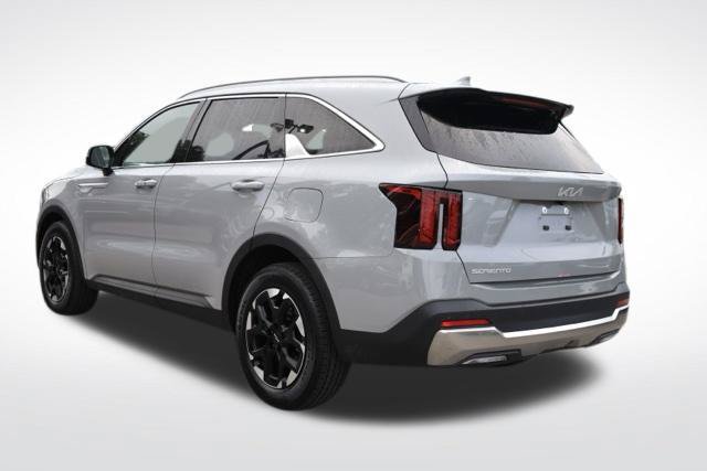Used 2025 Kia Sorento S w/ Panoramic Sunroof Package FWD image 9