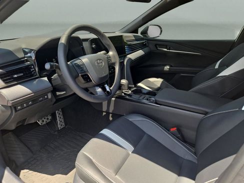 Used 2025 Toyota Camry SE w/ Multimedia Upgrade Package FWD image 20