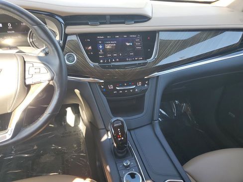 Used 2022 Cadillac XT6 Premium Luxury w/ Platinum Package image 17