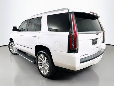 Used 2019 Cadillac Escalade Platinum AWD/4WD image 5