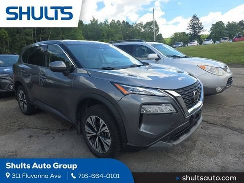 Used 2021 Nissan Rogue SV FWD image 1