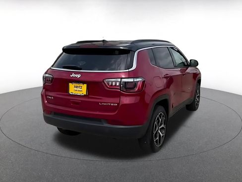 Used 2025 Jeep Compass Limited AWD/4WD image 15