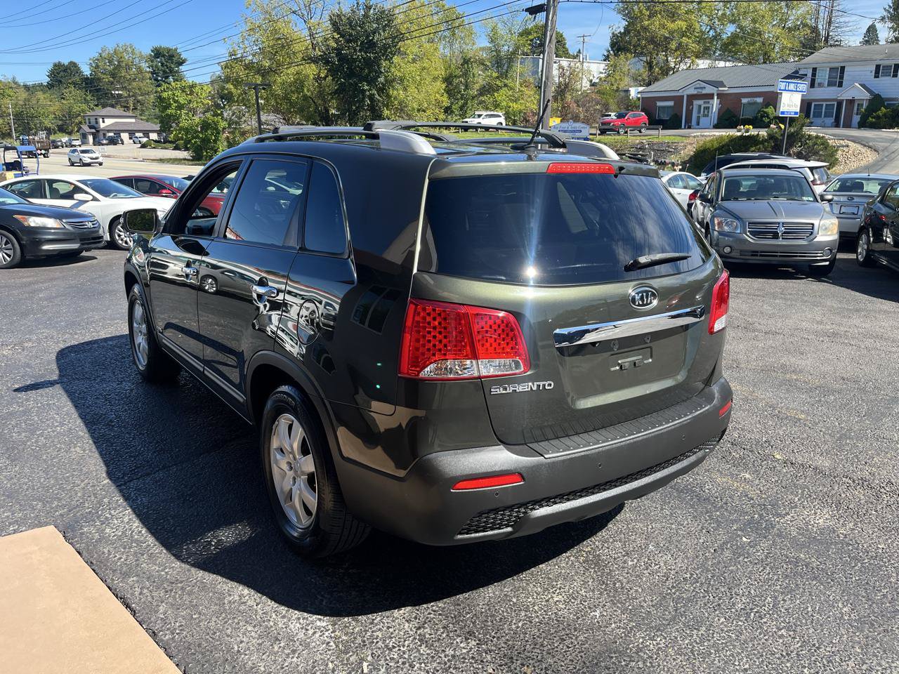 Used 2013 Kia Sorento LX w/ Convenience Pkg AWD/4WD image 8