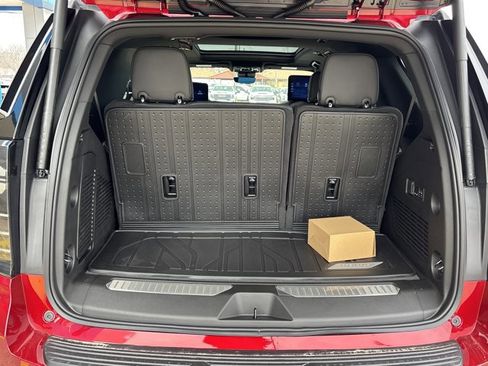 New 2026 Chevrolet Tahoe Premier image 6