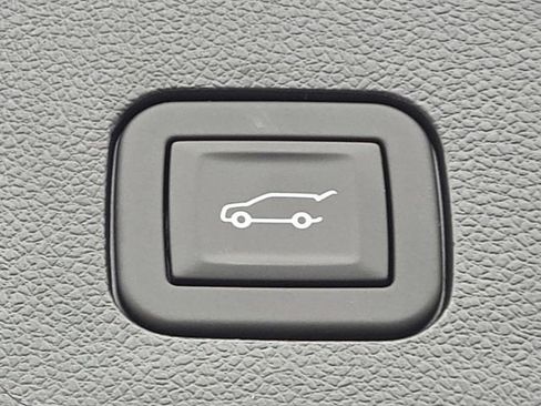 New 2026 Chevrolet Equinox ACTIV w/ Convenience Package III image 6