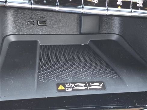 New 2026 Chevrolet Traverse High Country image 26