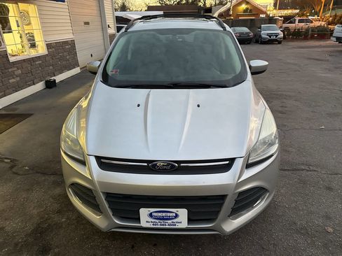 Used 2014 Ford Escape SE w/ Equipment Group 201A image 5