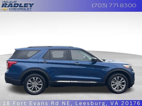 Used 2023 Ford Explorer Limited image 8