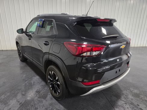 Used 2022 Chevrolet TrailBlazer LT w/ Convenience Package AWD/4WD image 3