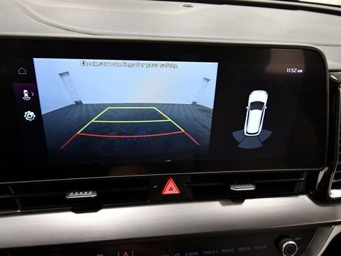 Certified 2025 Kia Sportage EX image 27