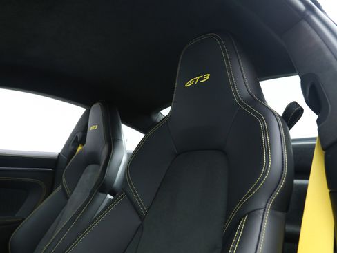 Used 2024 Porsche 911 GT3 RWD image 26