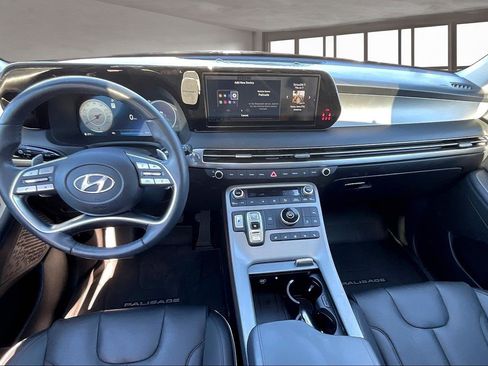 Used 2024 Hyundai Palisade SEL w/ Premium Package image 7