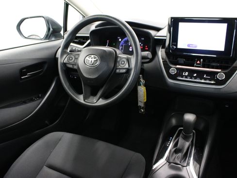 Used 2026 Toyota Corolla LE FWD image 27