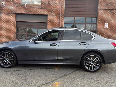 Used 2019 BMW 330i xDrive Sedan w/ Driving Assistance Package AWD/4WD image 4