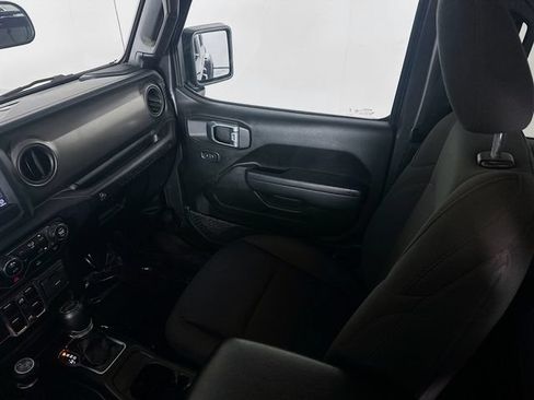 Used 2023 Jeep Wrangler Unlimited w/ Convenience Group AWD/4WD image 22