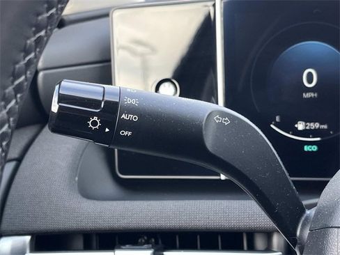 Certified 2025 Hyundai Tucson Limited image 33