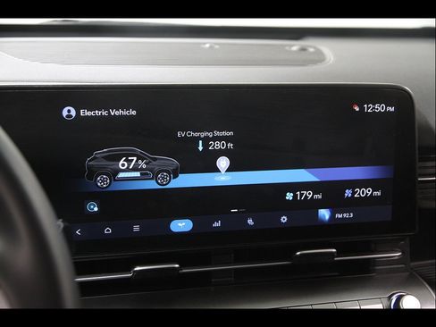 Certified 2024 Hyundai Kona SEL FWD image 13