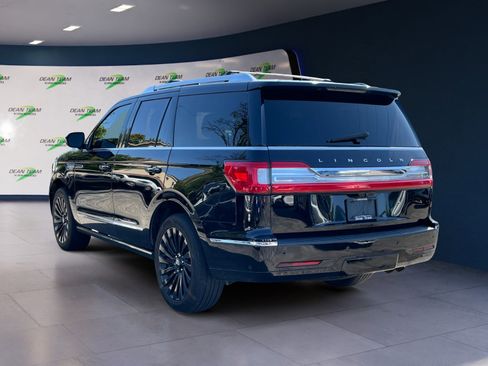 Used 2021 Lincoln Navigator Reserve image 4