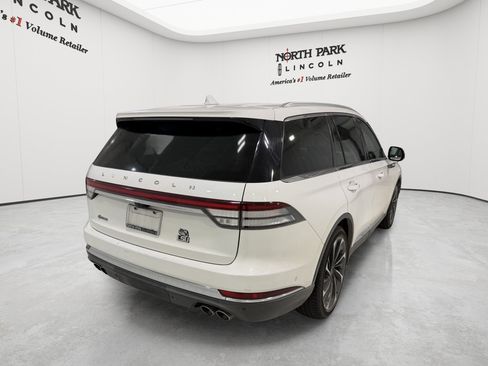 Used 2020 Lincoln Aviator Reserve w/ Equipment Group 202A AWD/4WD image 5