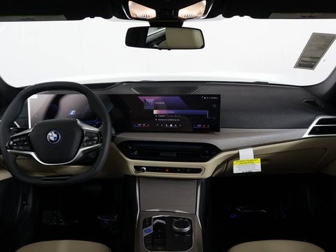New 2026 BMW i4 eDrive40 w/ Premium Package RWD image 4